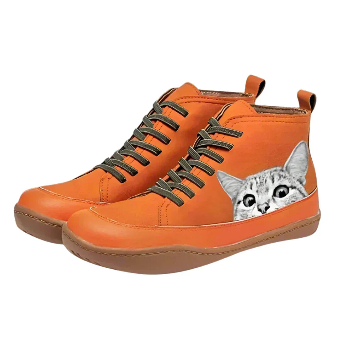 Jane – Cat-inspired leather ankle boots
