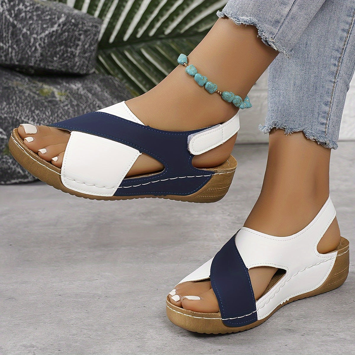 Laura™ | Ultra Comfortable Orthopedic Sandals