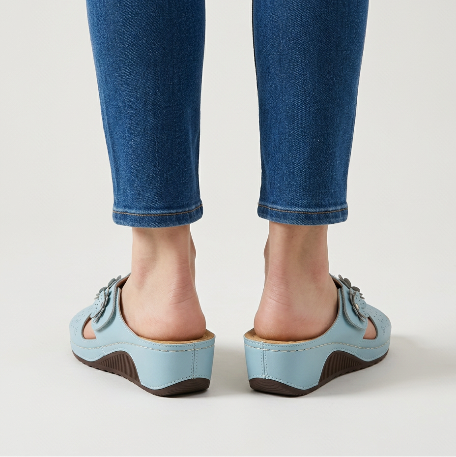 Cordelia - Cushioned Platform Slippers