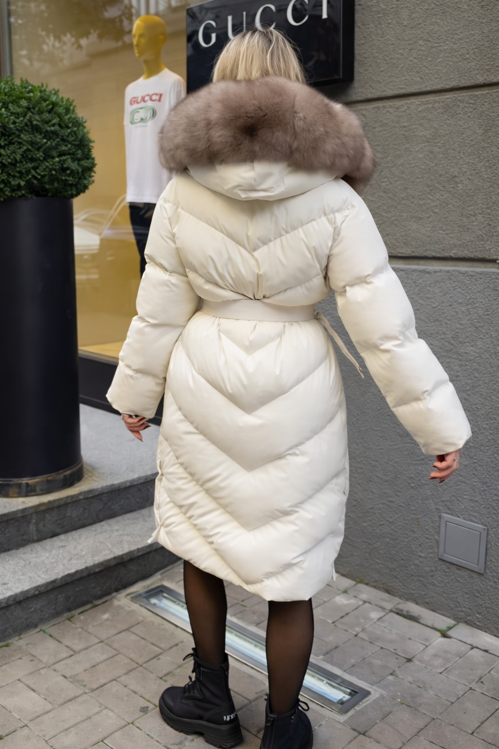 Caris – Elegant Winter Jacket with Faux Fur Collar