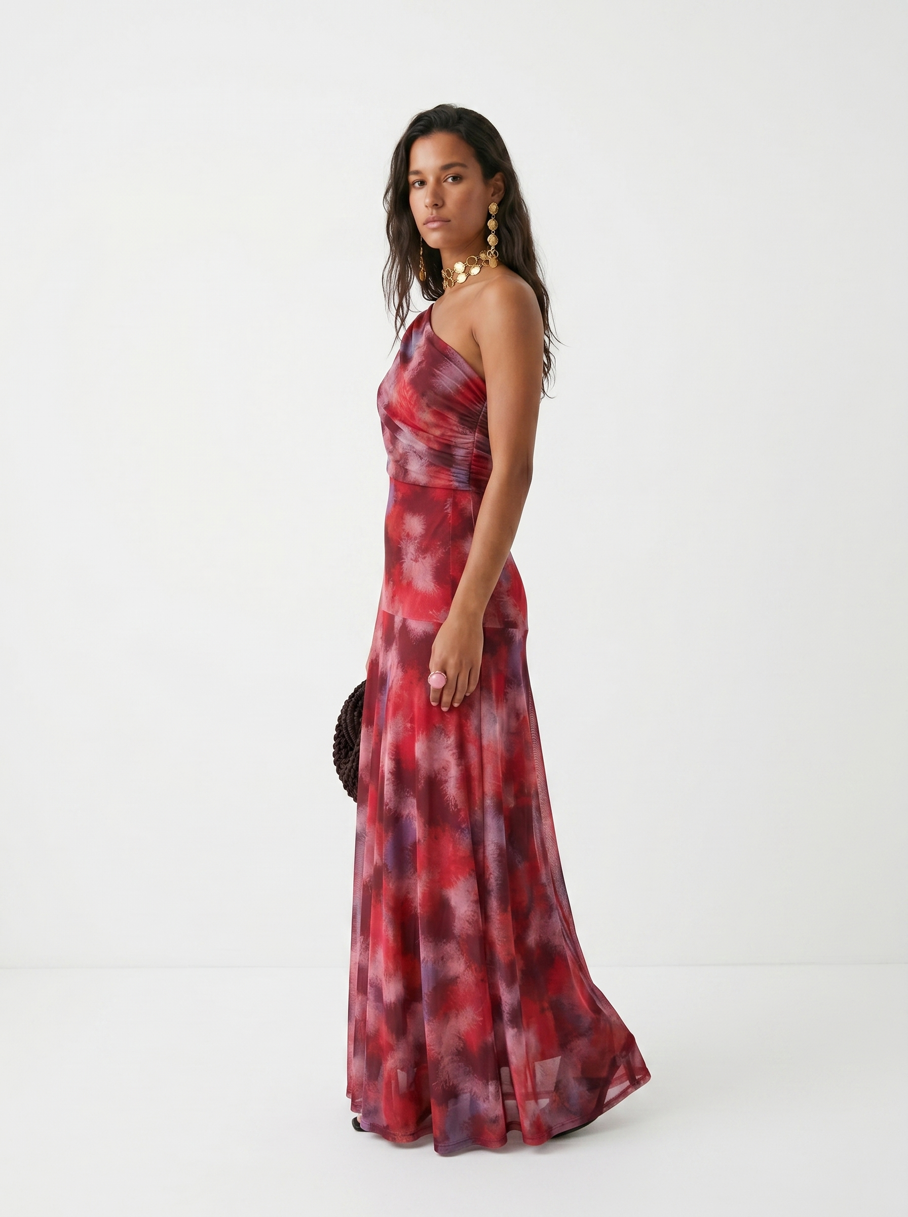 Myla - Elegant Off-Shoulder Maxi Dress