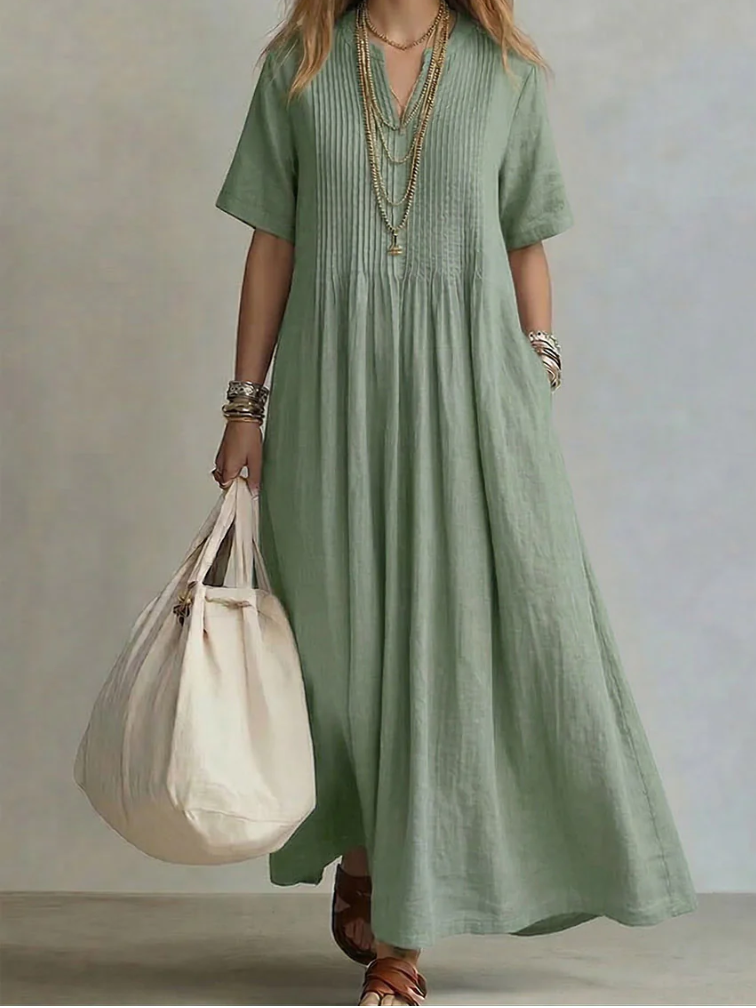 Tessy – Flowing Pleated Elegant Dress