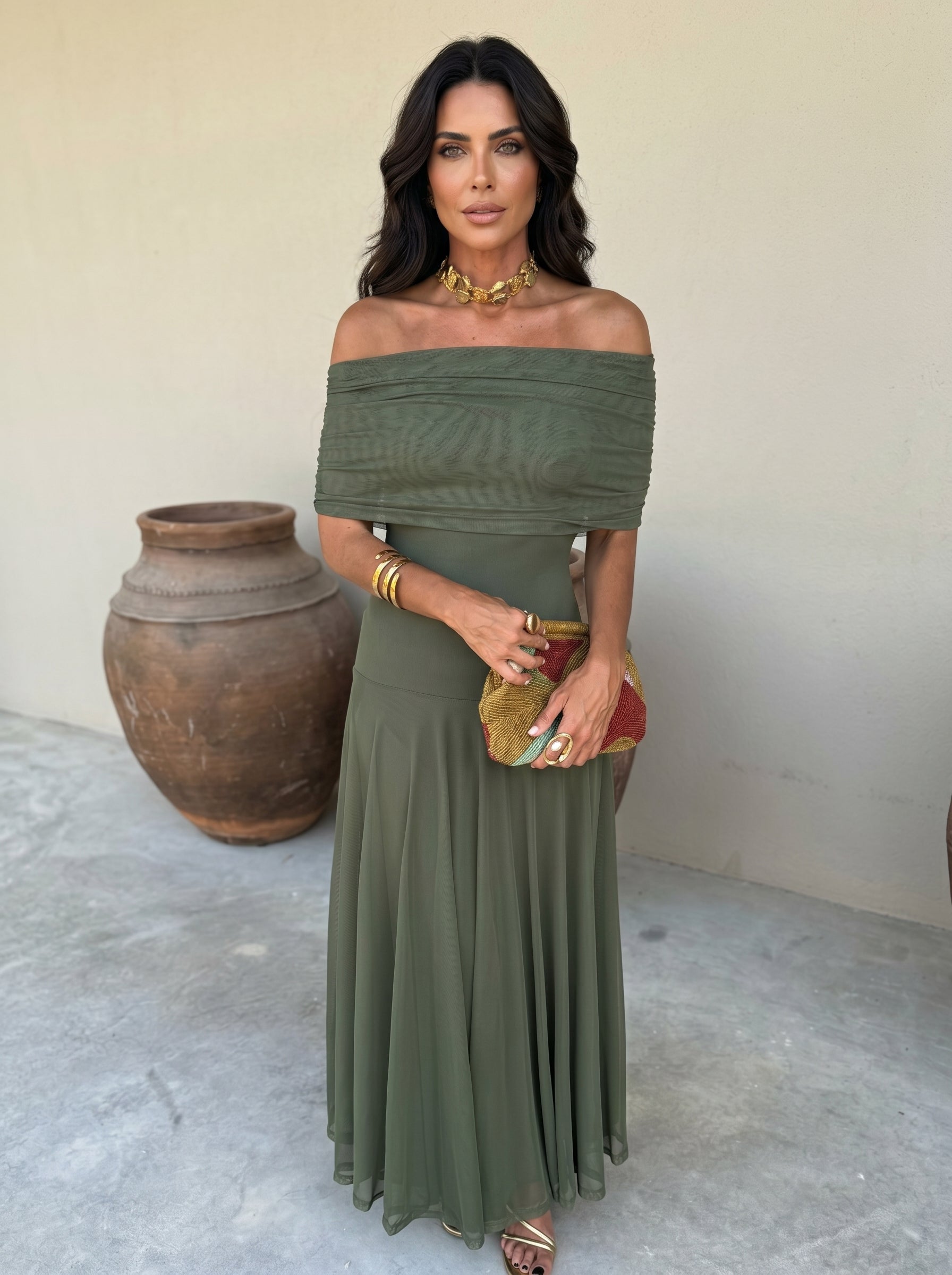 Eveline – Elegant Off-Shoulder Chiffon Maxi Dress